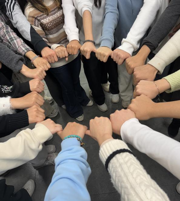 william威廉英国举办 心理班会沉浸式体验专题实践活动